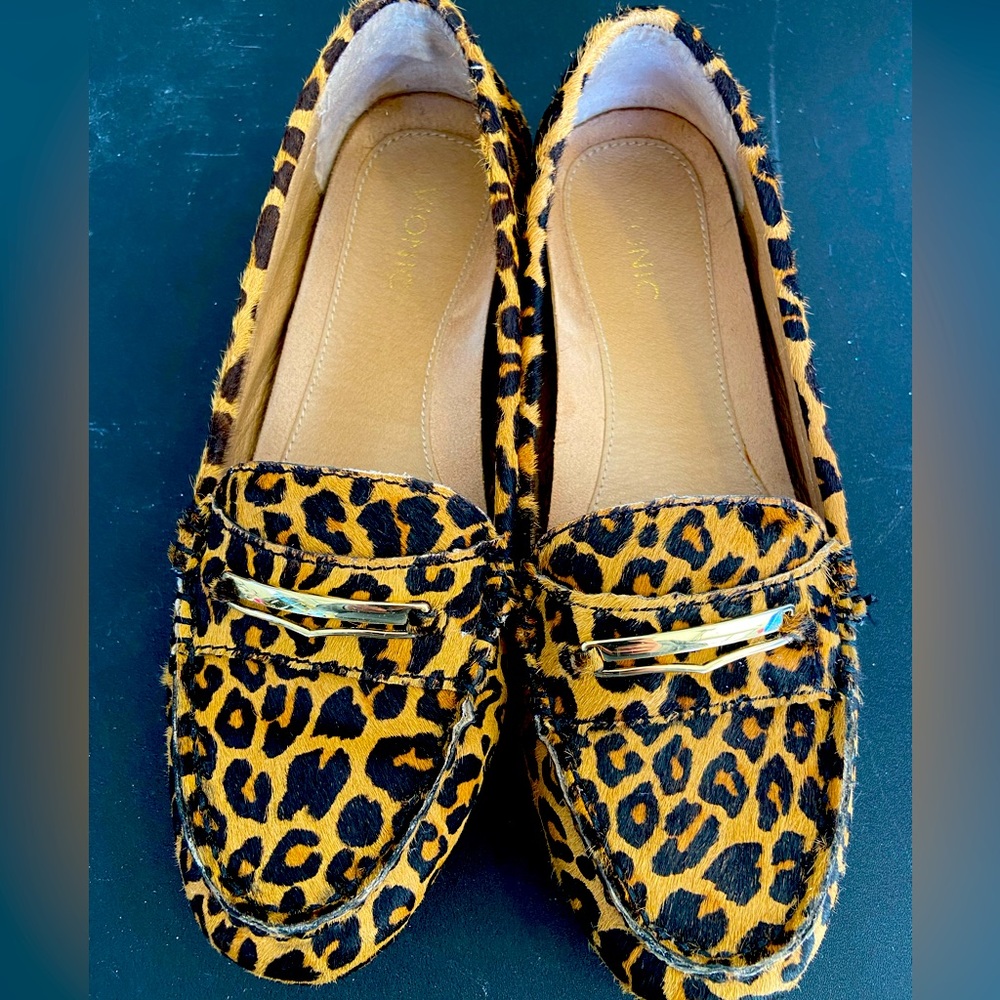 Vionic leopard calf hair leather driving moccasins